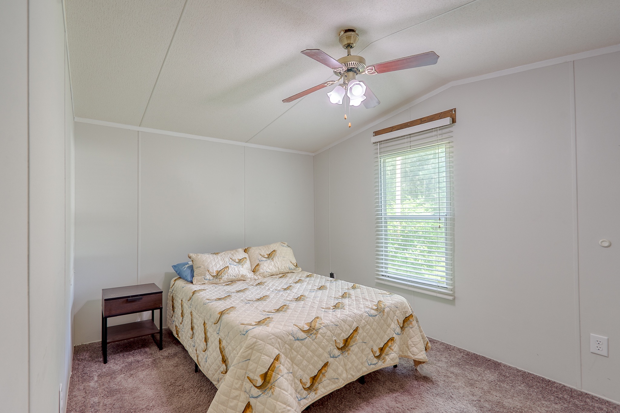 Second furnished bedroom